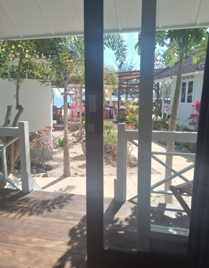 The High Dive Gili Gede By Ultimate Resorts Eksteriør bilde