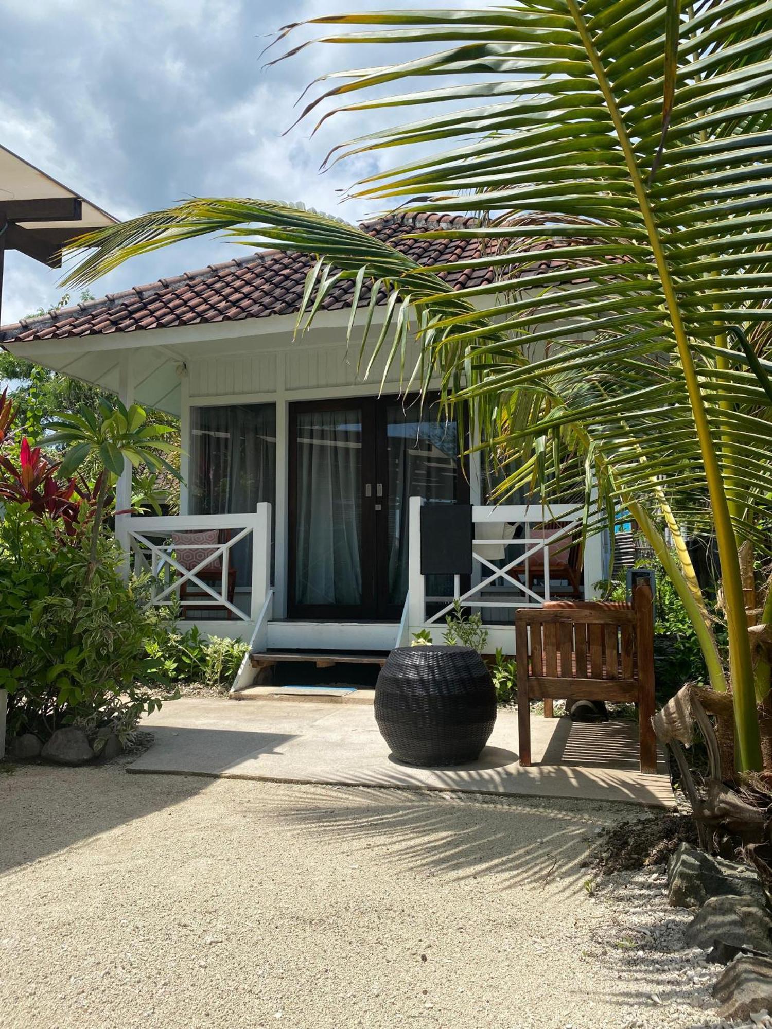 The High Dive Gili Gede By Ultimate Resorts Eksteriør bilde